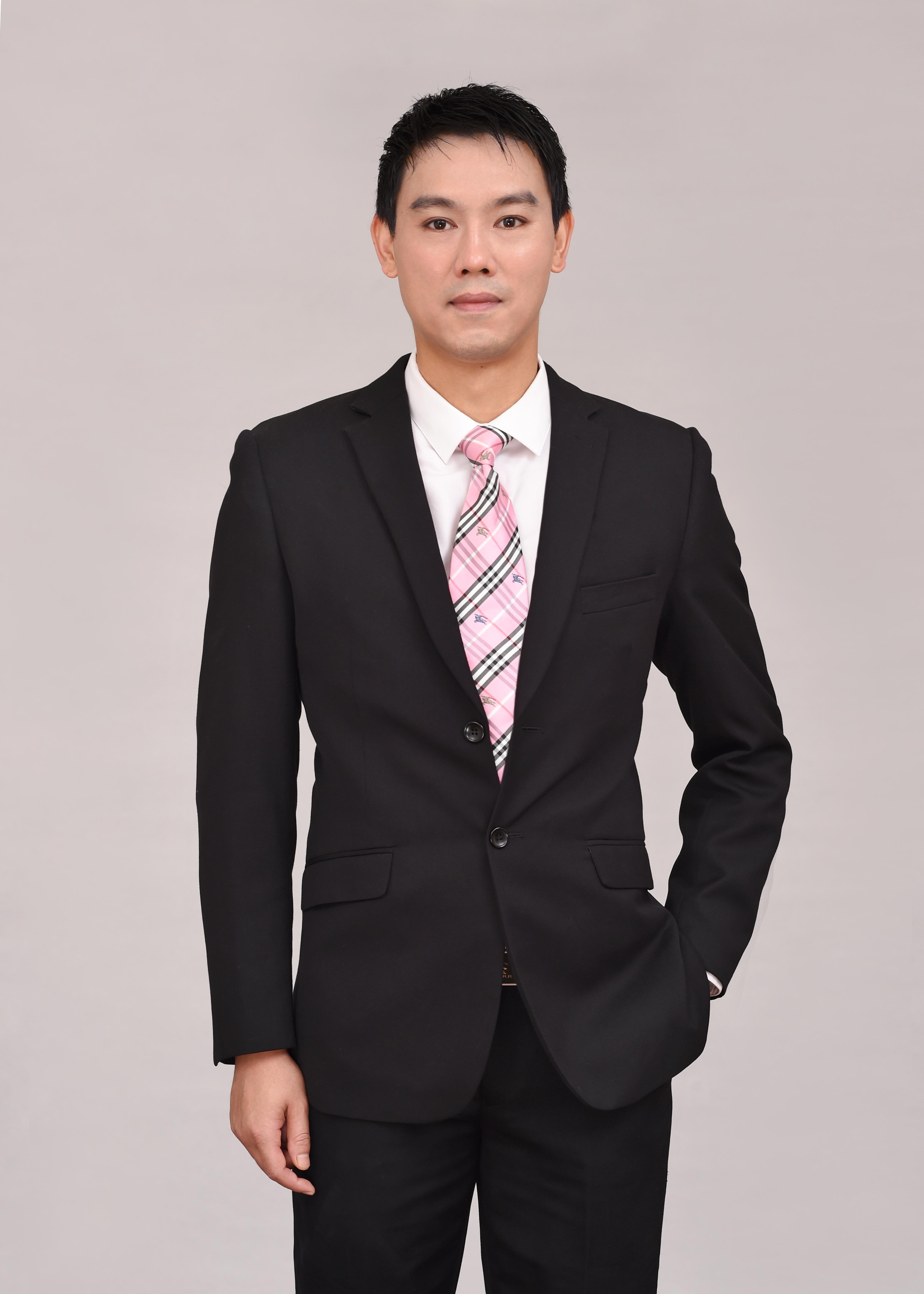 杨清华剧本与叙事策划总监